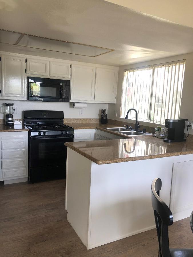 Whispering Meadows Apartments Bakersfield Exterior foto