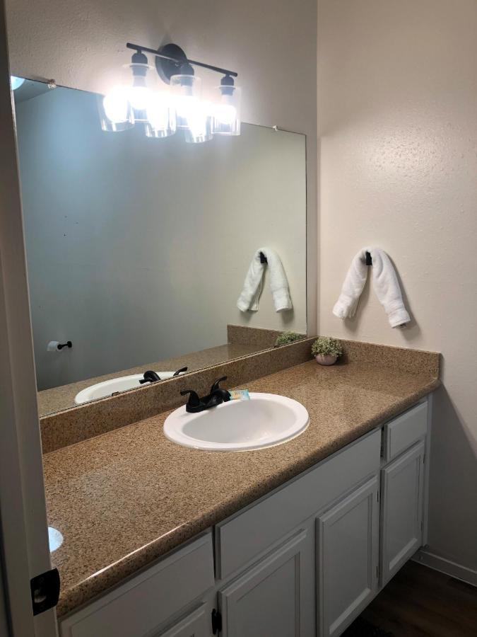 Whispering Meadows Apartments Bakersfield Exterior foto